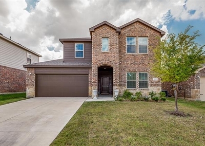728 Glover Drive - Photo 1
