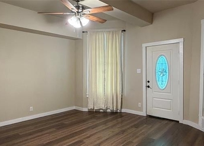 5208 E Side Avenue - Photo 1