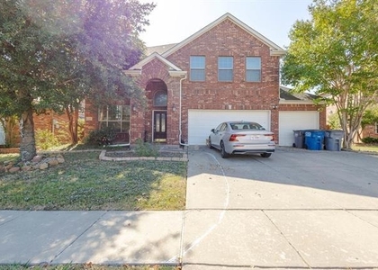2905 Preston Lane - Photo 1