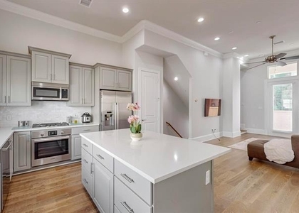 638 Dalton Lane - Photo 1