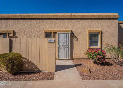 1331 E Pierson Street - Photo 1