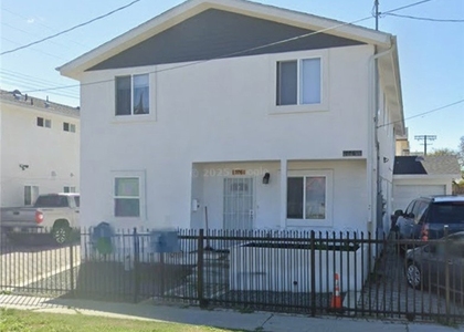 706 W 104 Th Place - Photo 1