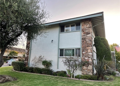22925 Nadine Circle - Photo 1