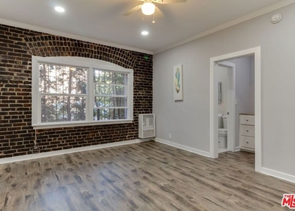 730 S Catalina Street - Photo 1