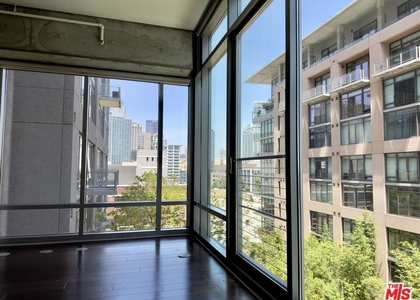 1100 S Hope Street - Photo 1
