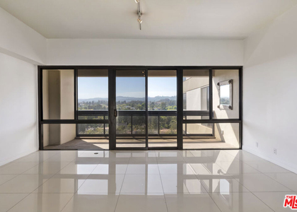 10445 Wilshire Boulevard - Photo 1
