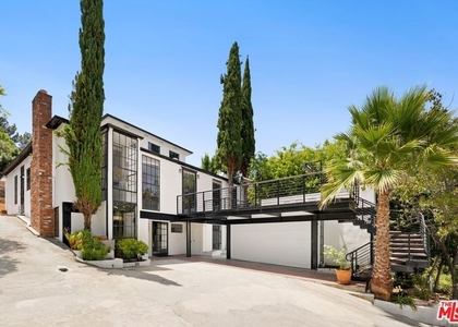 333 Dalehurst Avenue - Photo 1