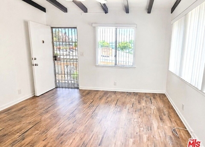 419 La Colina Drive - Photo 1