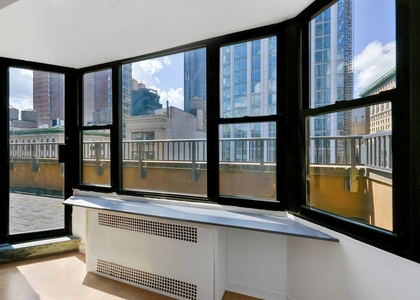 Madison Avenue - Photo 1