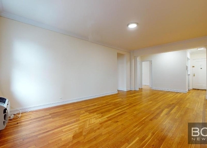 York Avenue - Photo 1