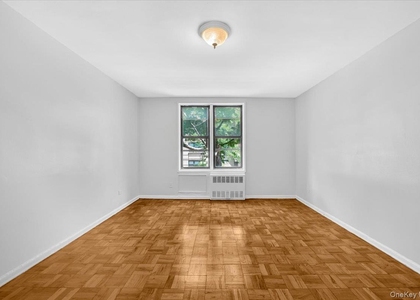 73rd Street - Photo 1