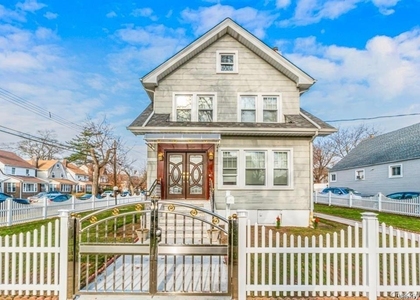 200-03 109th Avenue - Photo 1