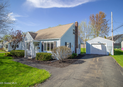 7 David Road - Photo 1