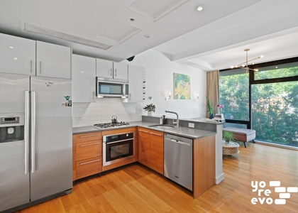 269 Kingsland Avenue - Photo 1