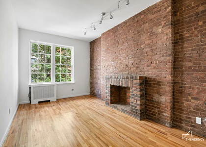 61 W 85th Street - Photo 1
