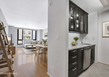 1 Irving Place - Photo 1