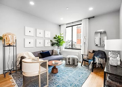 101 E 10th Street - Photo 1