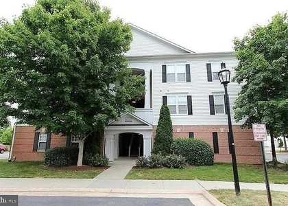 42537 Rockrose Square - Photo 1