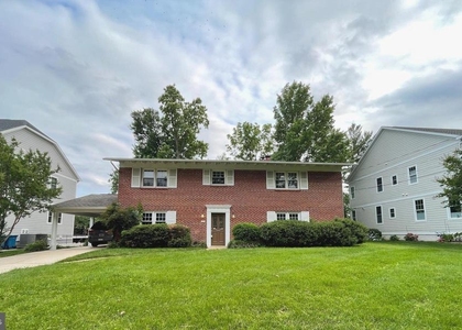 6933 Tyndale Street - Photo 1