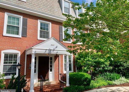 3007 S Buchanan Street - Photo 1