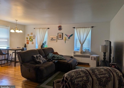 2433 N 50th Street - Photo 1