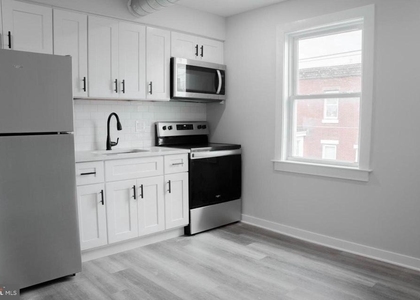 2800 Poplar Street - Photo 1