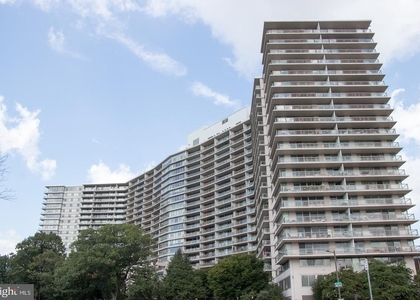 2401 Pennsylvania Avenue - Photo 1