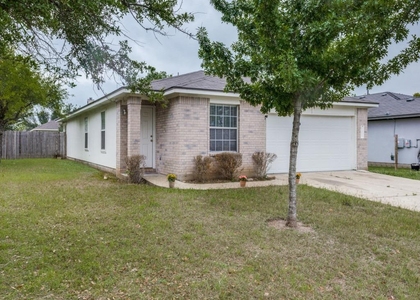 105 Loryn Dr - Photo 1