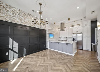 2012 D Street Ne - Photo 1