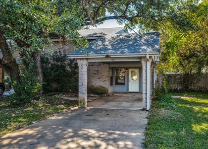 106 Verna Spur - Photo 1