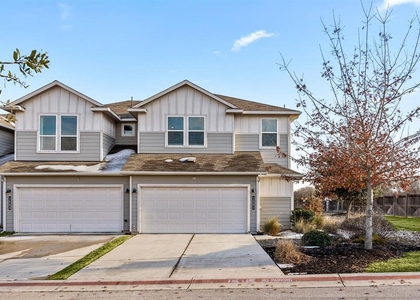 1501 Roseburg Dr - Photo 1