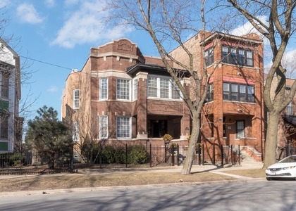 1440 W Addison Street - Photo 1