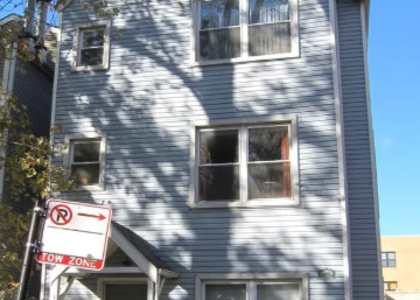 1642 W Fletcher Street - Photo 1