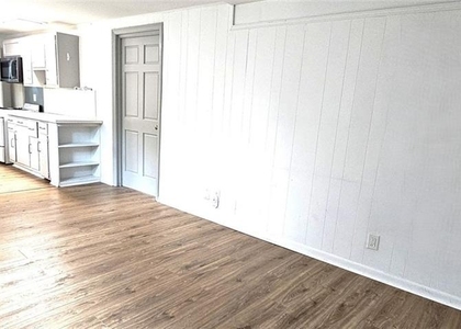 1067 Lanier Boulevard Ne - Photo 1
