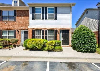 141 Madison Place - Photo 1