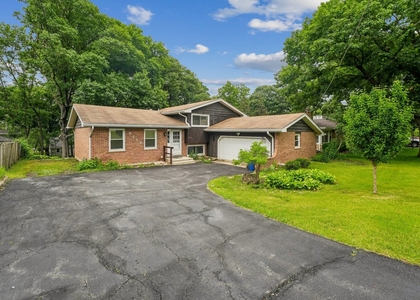 5112 Main Street - Photo 1
