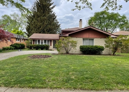 720 N Broadway Avenue - Photo 1