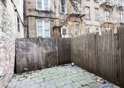 53 Leroy Street - Photo 1