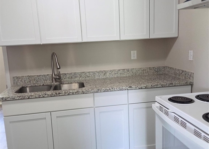 1218 1st Avenue N - Photo 1
