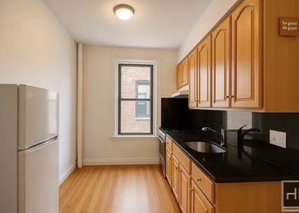 35-25 Crescent Street - Photo 1