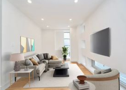 East 31st Street and Lexington - Photo 1