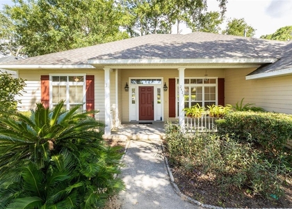 2429 Nw 93rd Street - Photo 1