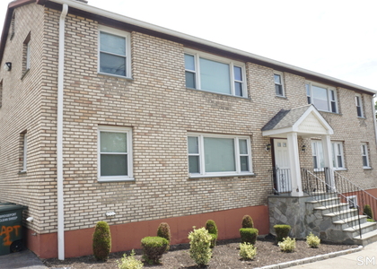 28-30 Sampson Street - Photo 1