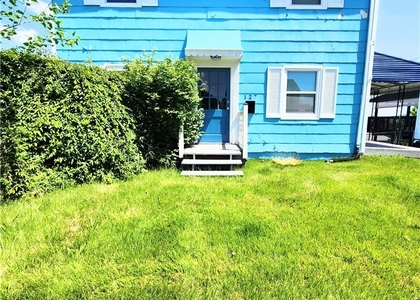 127 Constitution Cir - Photo 1