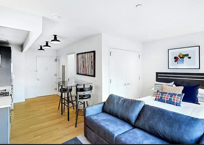 180 Franklin avenue - Photo 1