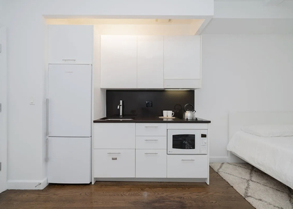West 91st Street - Photo 1