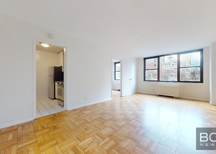 East 49th Street - Photo 1