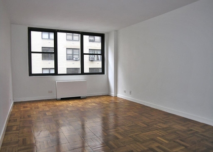 East 49th Street - Photo 1