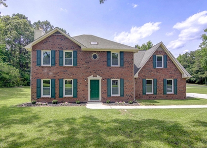 180 Fairfield Circle - Photo 1