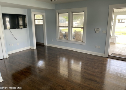 201 16th Avenue - Photo 1
